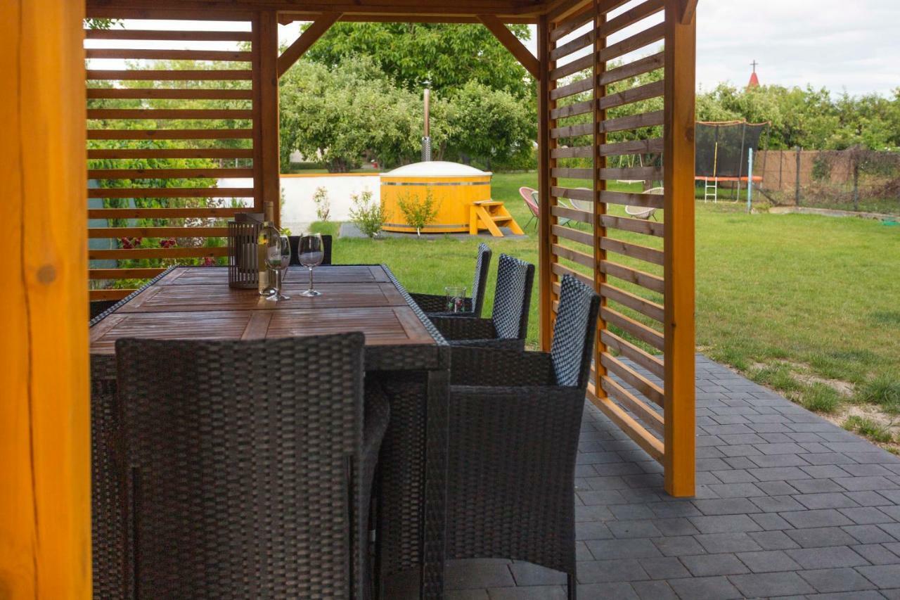 Willa Wanda - Duzy Ogrod Z Hot-Tube I Sauna Sztum Exteriör bild